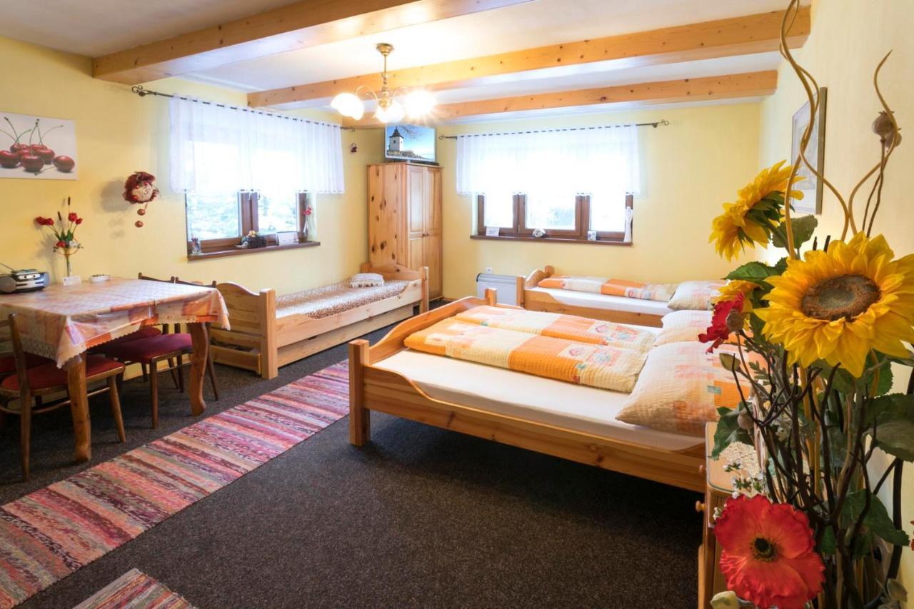 Drevenica Mak Kristian Apartment Kvacany Bagian luar foto